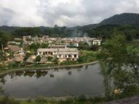 琼中红毛什寒黎苗山寨